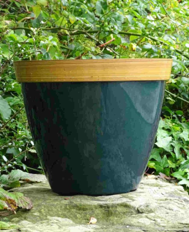 Green Provence Planter